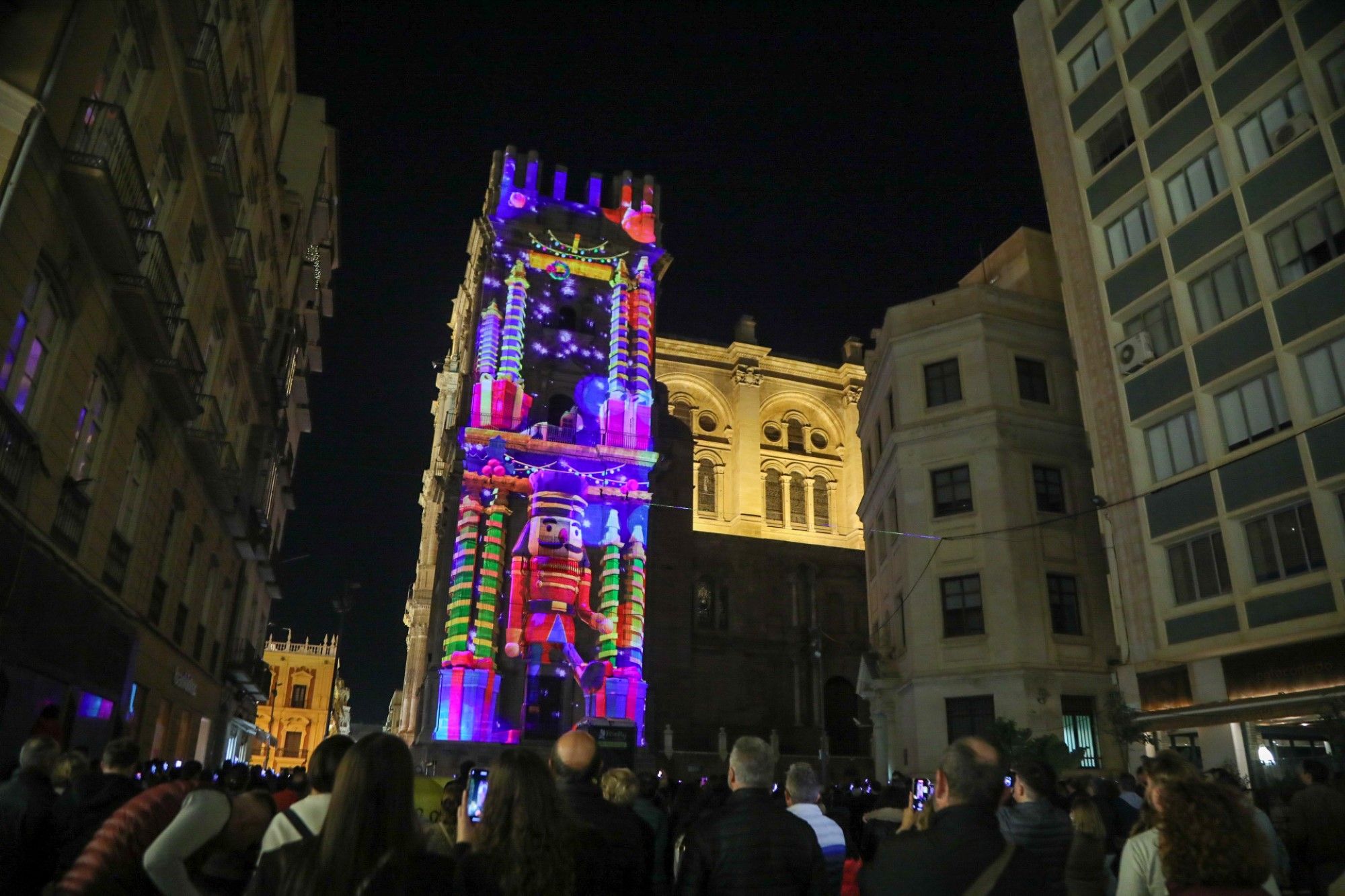 Vídeomapping navideño en la torre mocha de la Catedral