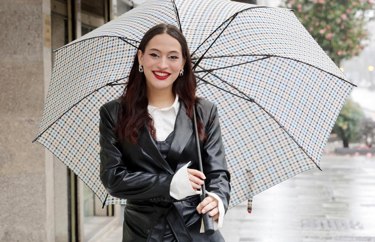 Ashley Julieth, ayer en Vigo lloviendo.