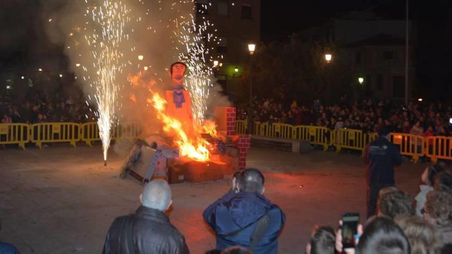 Cieza &#039;se enciende&#039; por San Antón