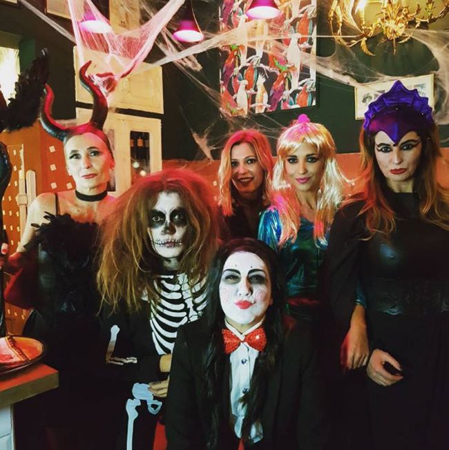 Paula Echevarría y sus amigas celebrando Halloween
