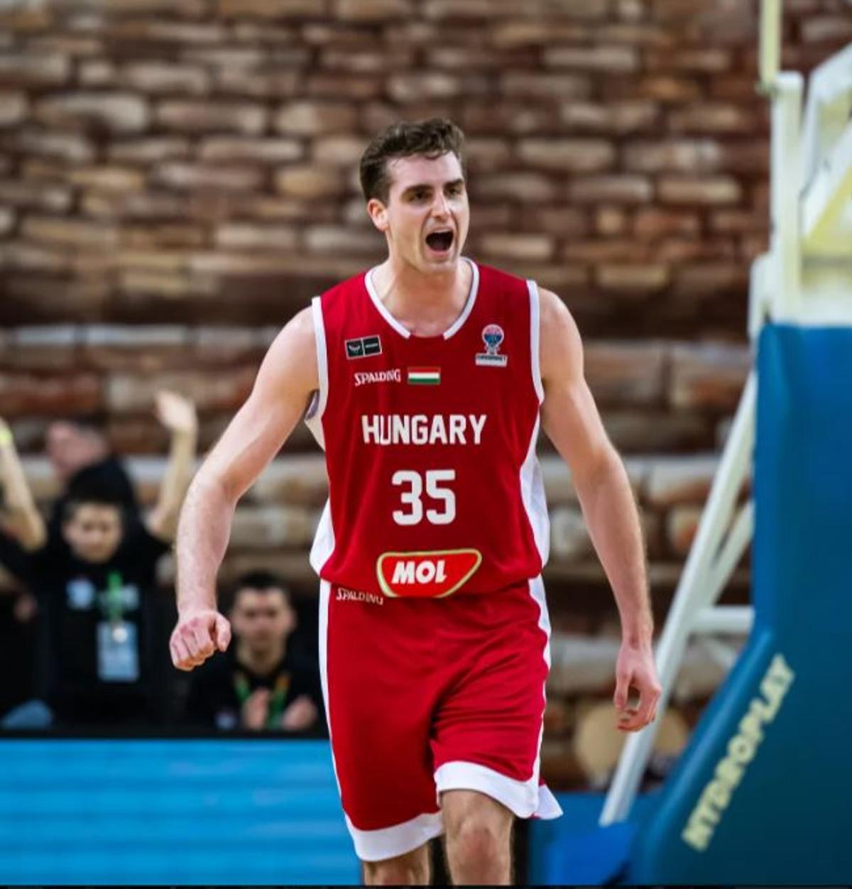 Nate Reuvers, protagonista de la victoria de Hungría contra la Islandia de un gran Martin Hermansson (25 puntos)