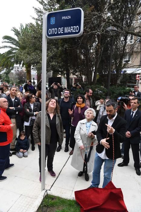 Ocho de marzo y Elvira Bao, en el callejero