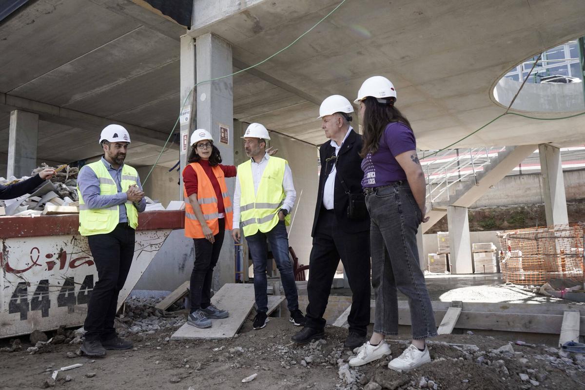 Visita a les obres de l'edifici d'habitatge cooperatiu en cessió d'ús de Manresa, La Bertrana
