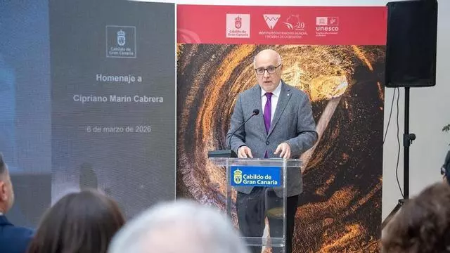 El Cabildo grancanario rinde homenaje a Cipriano Marín