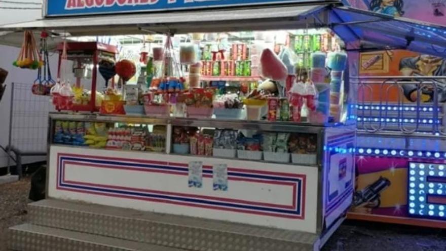 Roban el remolque de algodones y palomitas a unos feriantes en Zamora