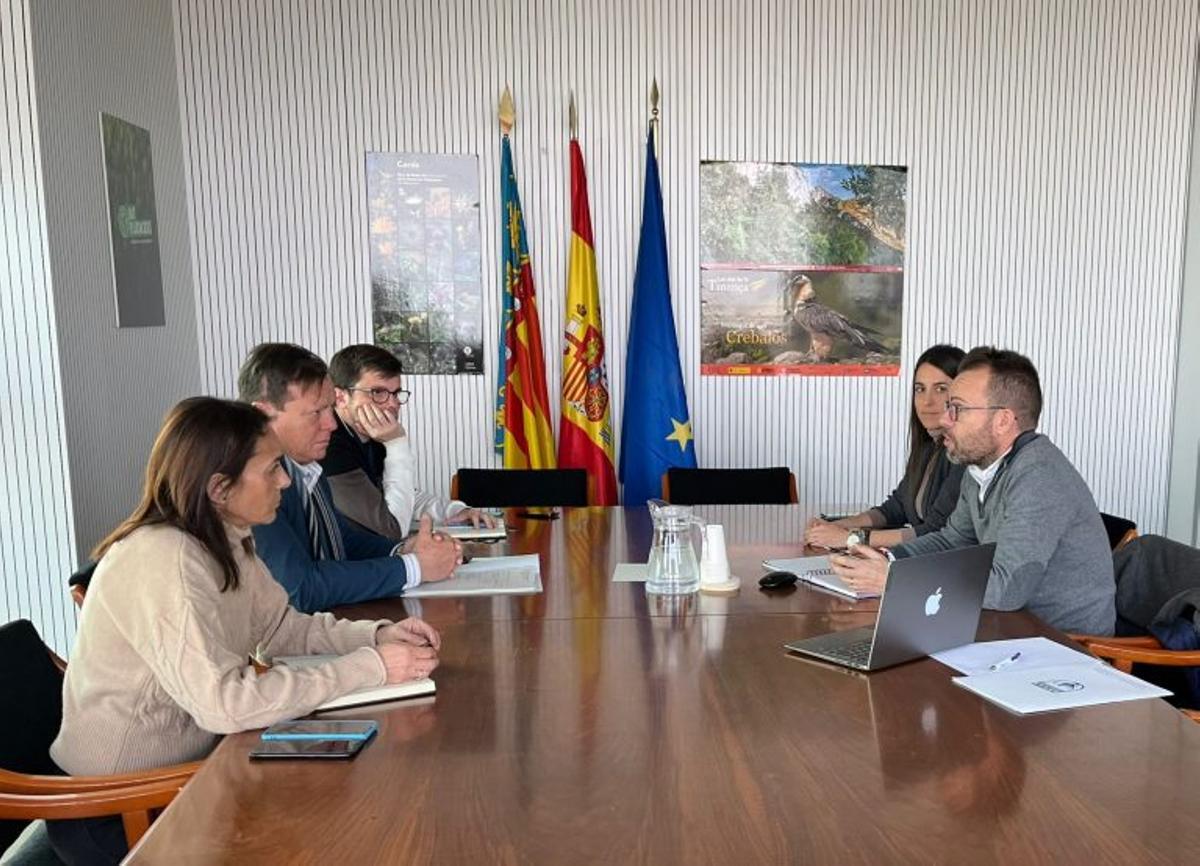 La Federación de Caza ya trasladó al Secretario Autonómico de Medio Ambiente la decisión de dejar de cazar jabalíes si no se atendían las peticiones del sector cinegético.