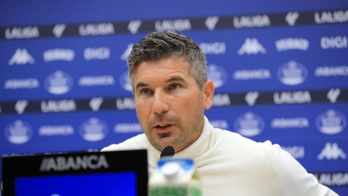 Juanfran Funes, este sábado en rueda de prensa en Riazor.