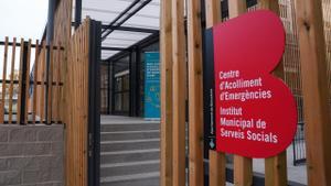 Els ‘bombers socials’ de Barcelona doblen capacitat amb un nou centre d’emergències