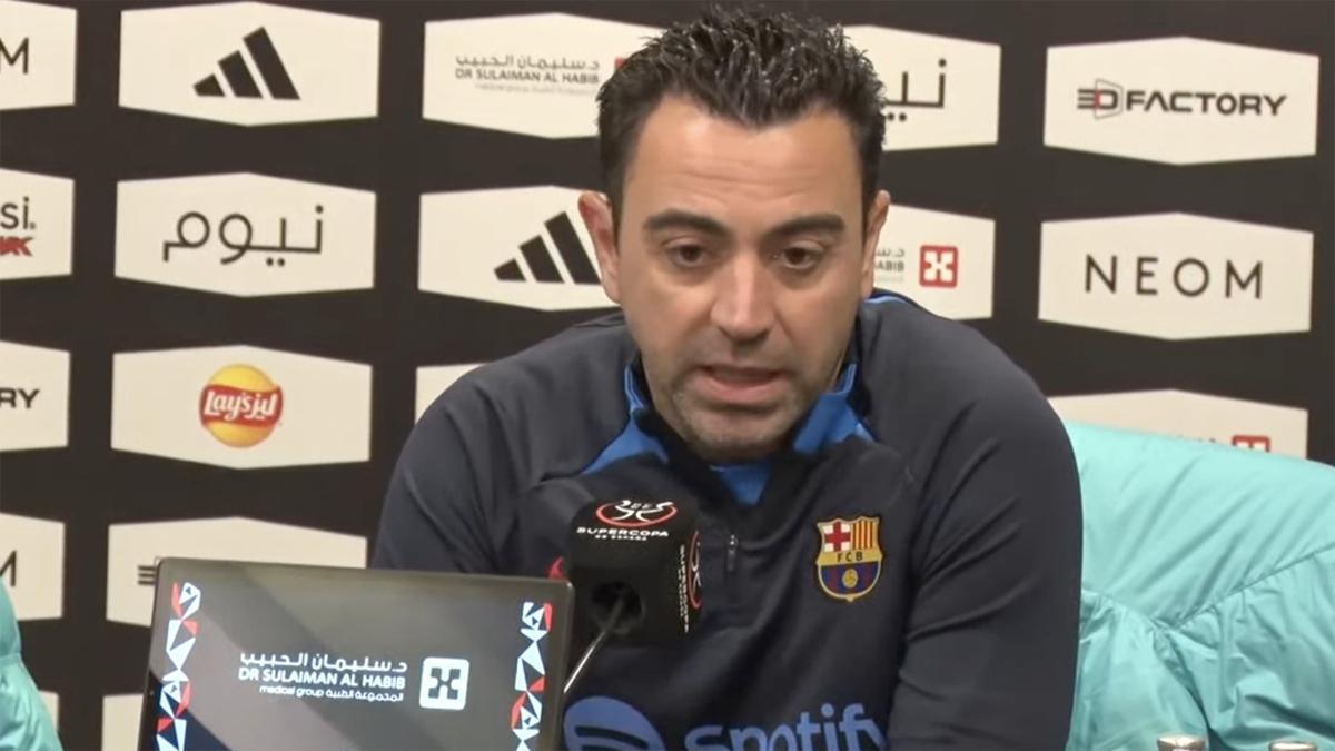 Xavi habló en rueda de prensa
