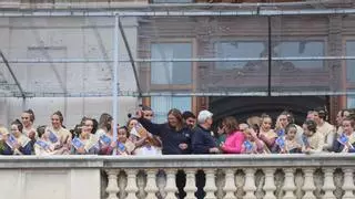 Reyes Martí vuelve a teñir de morado la mascletà del 8M de las fallas de València con una plaza abarrotada