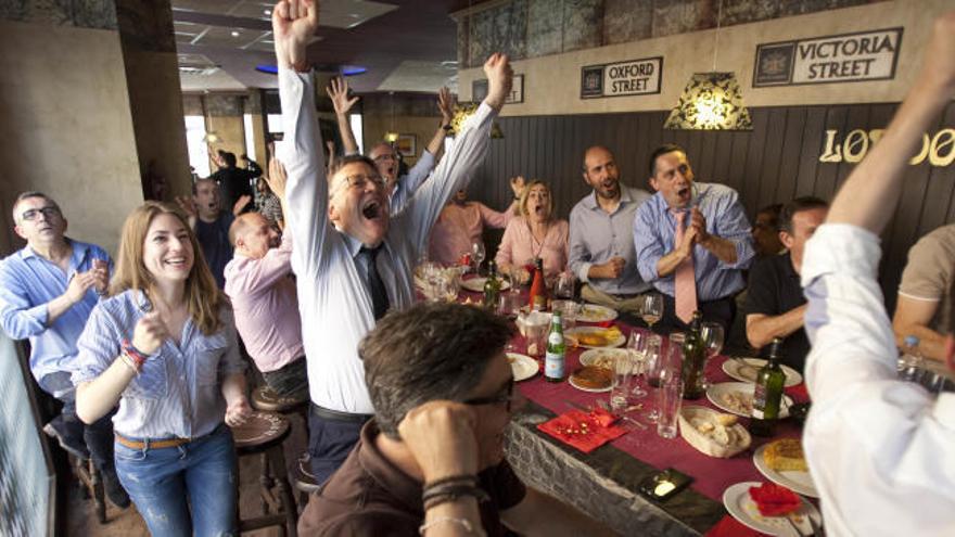 Así celebró Ximo Puig el gol de Piqué