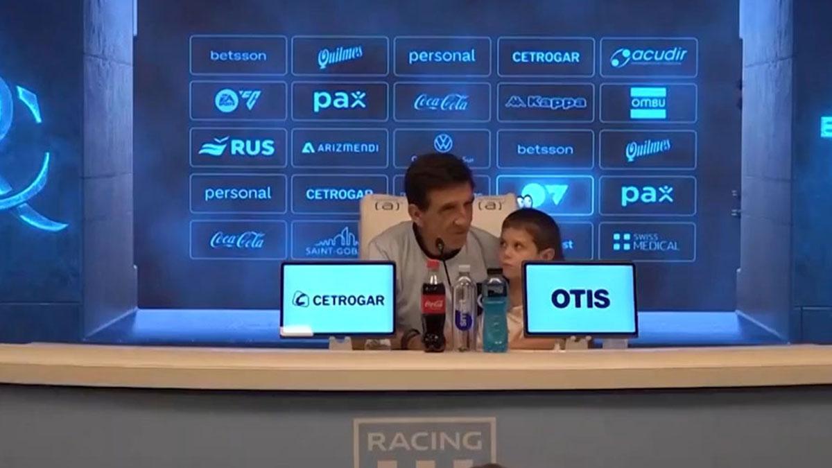 Costas reacciona al Panenka de Vietto antes de la semifinal de Libertadores