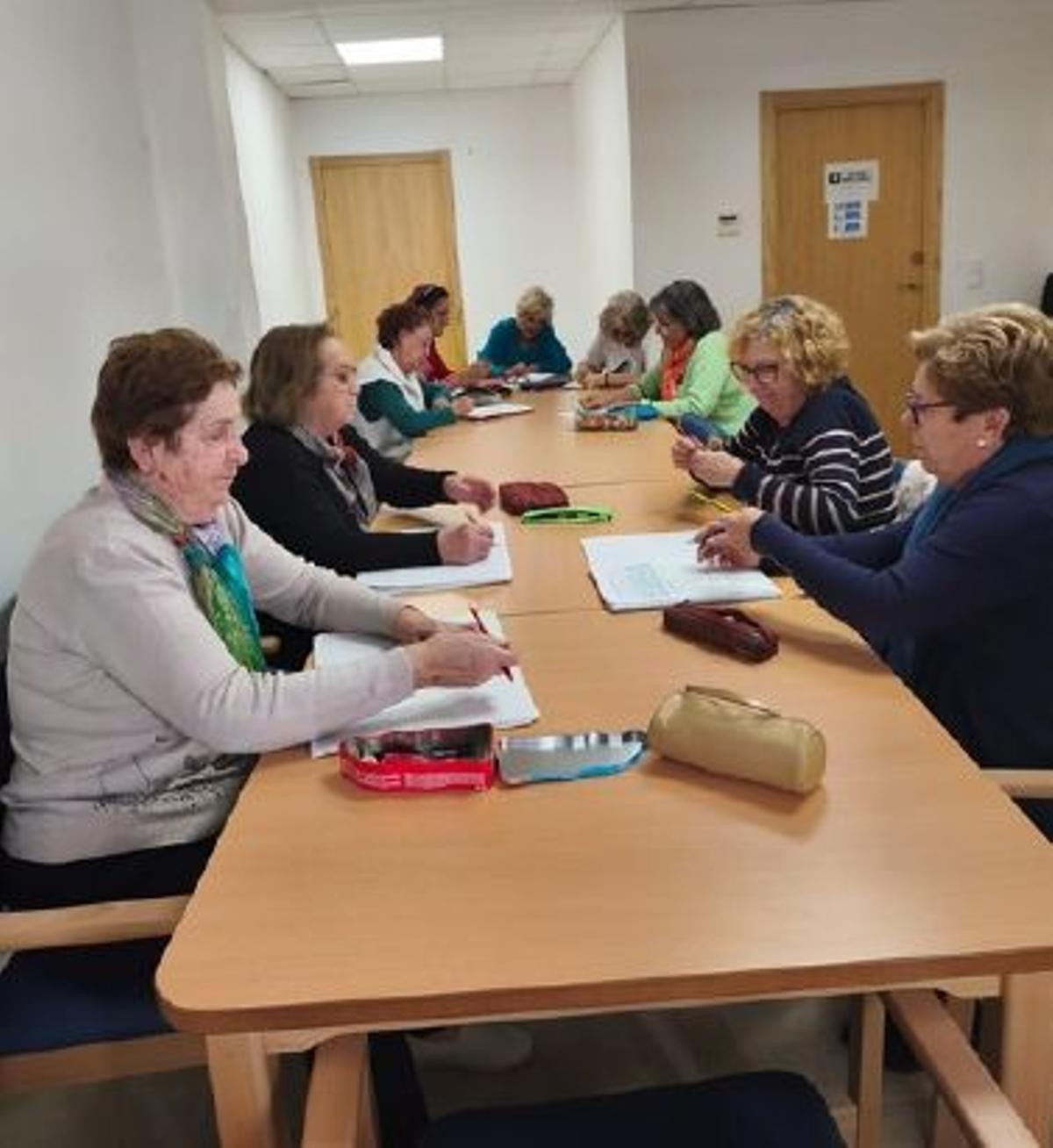 La asociación trata de dar vida al pueblo con talleres y eventos para todas las edades.