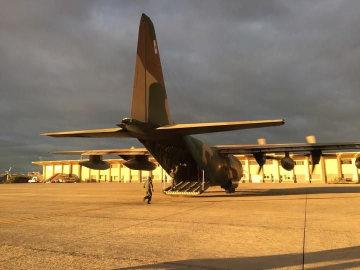 Maniobras de repostaje en el aire