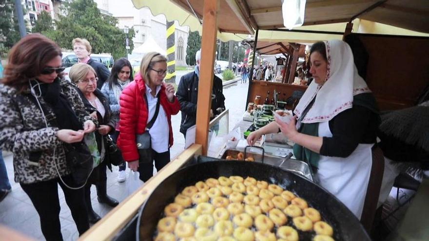 Mercadillo artesanal en Palma por la Diada de Balears