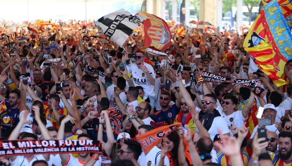 Fan Zone del Valencia CF en Sevilla