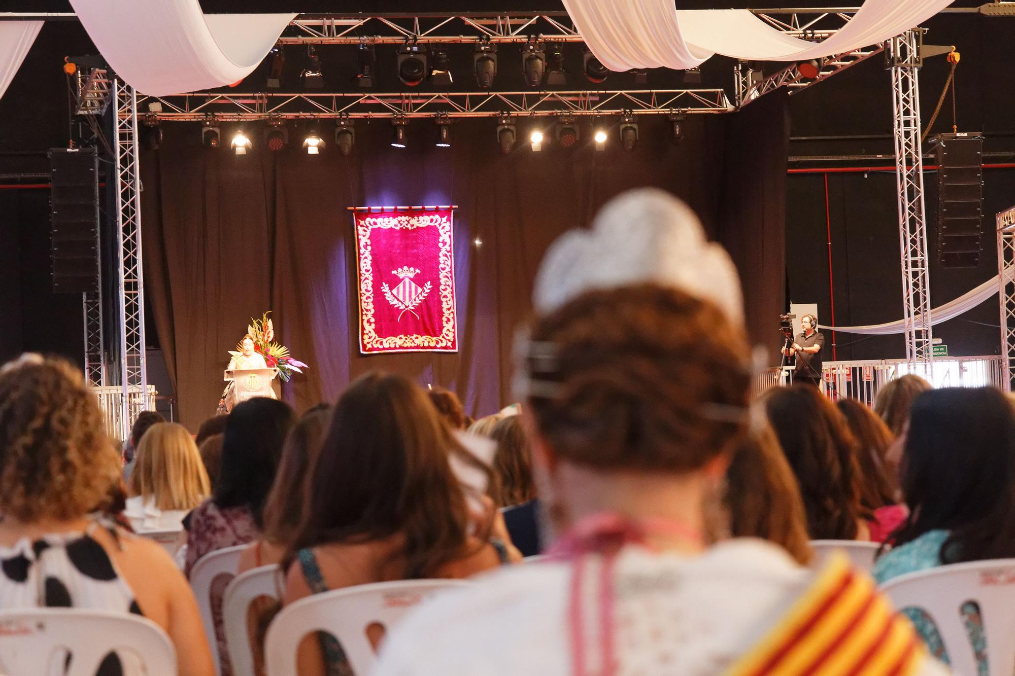 Homenaje 75 aniversario de reina y damas de fiestas de Vila-real