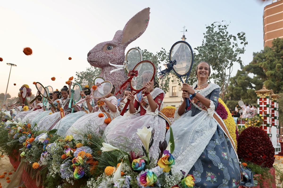 Las mil caras de Carmen Prades, Marta Mercader y las cortes de honor 2026 en la Batalla de Flores