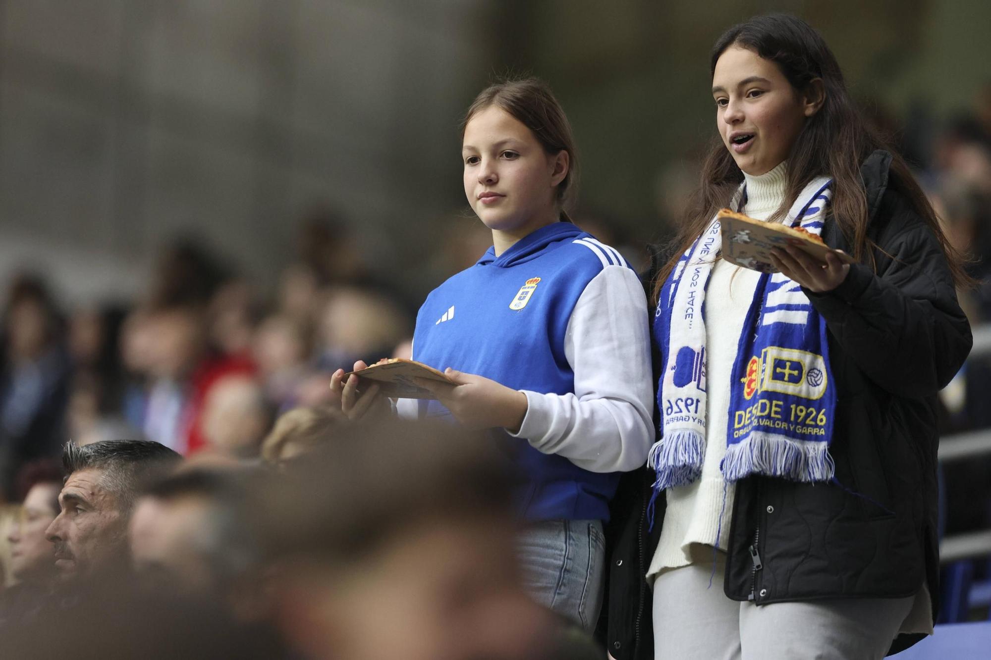 EN IMÁGENES: así fue el encuentro entre el Oviedo y el Tenerife
