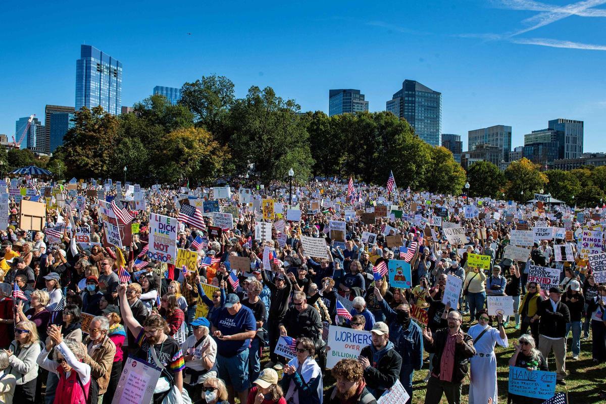 Miles de personas llenan las calles de EEUU en la protesta No Kings contra la Administración Trump