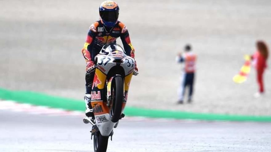 Pedro Acosta, con paso firme en la Rookies Cup