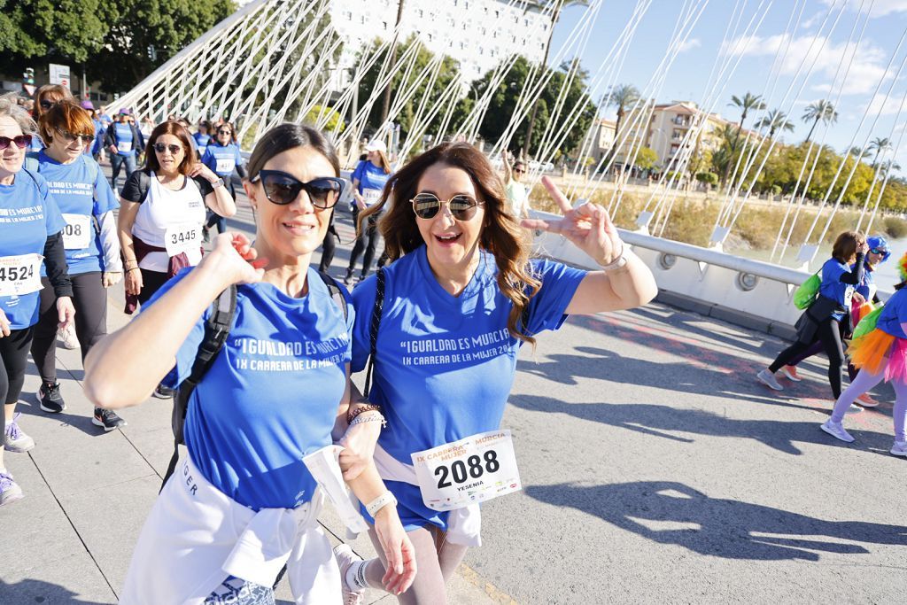 Imágenes del recorrido de la Carrera de la Mujer: avenida Pío Baroja y puente del Reina Sofía (I)