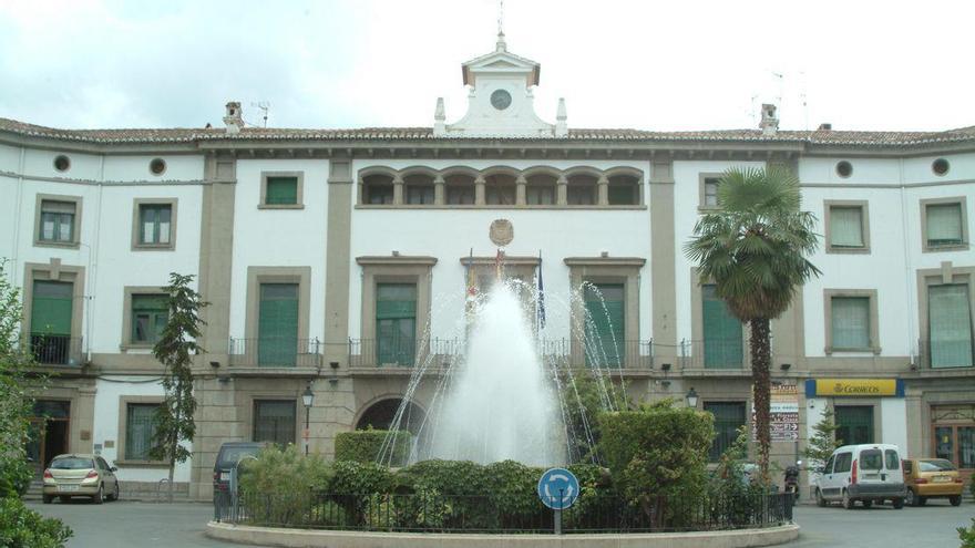 Un ayuntamiento de Castellón cierra sus puertas por un positivo en su personal