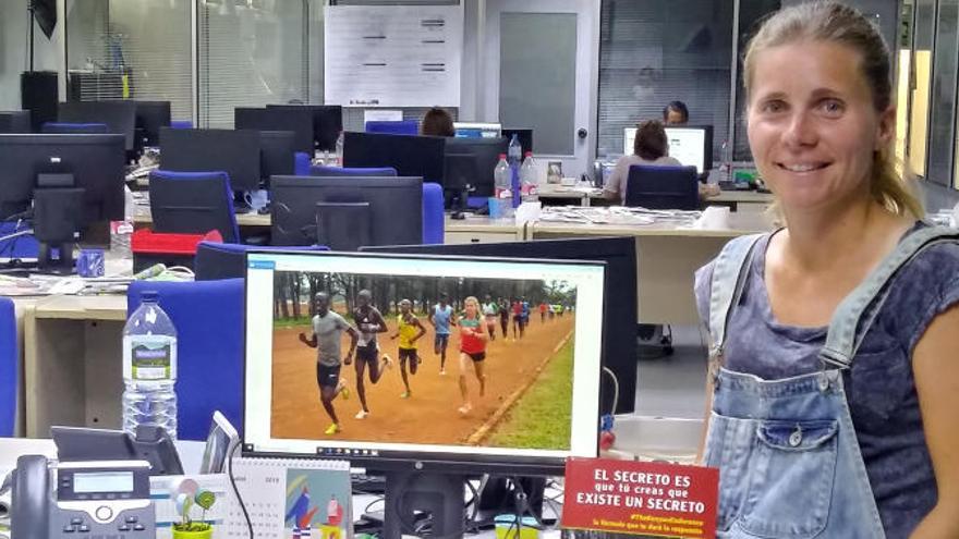 Raquel Landín, en la redacción de SUPER.