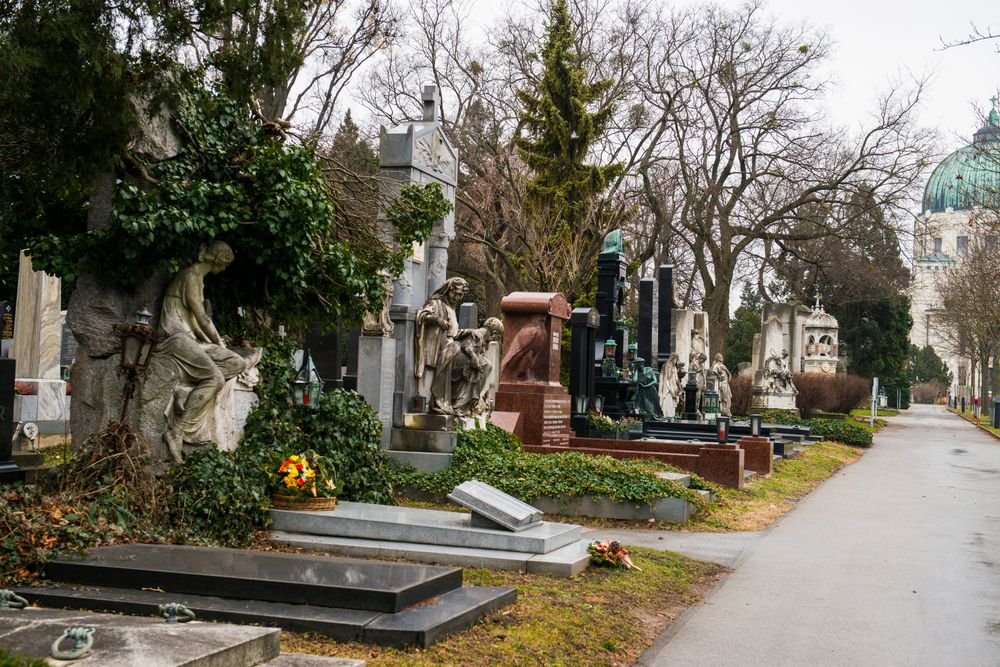Zentralfriedhof.jpg