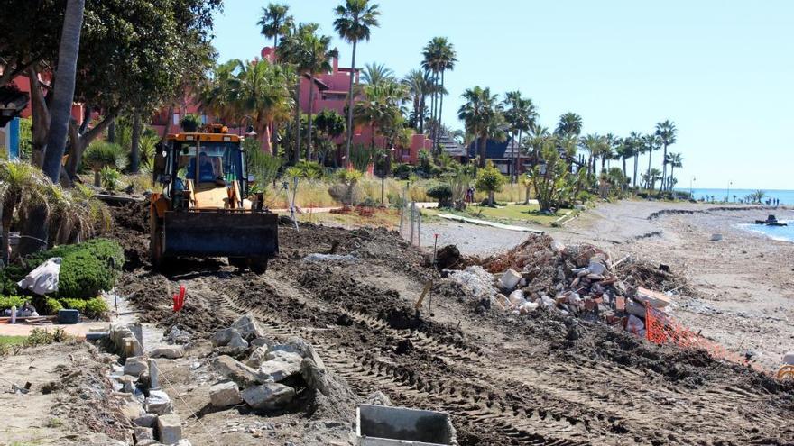 Imagen de las obras junto al hotel Las Dunas.