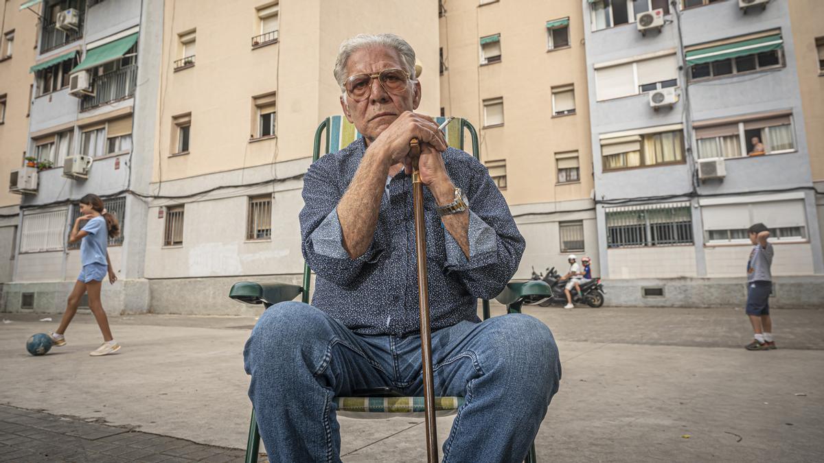 Manuel Cortés, líder de la comunidad gitana en Sant Roc (Badalona)