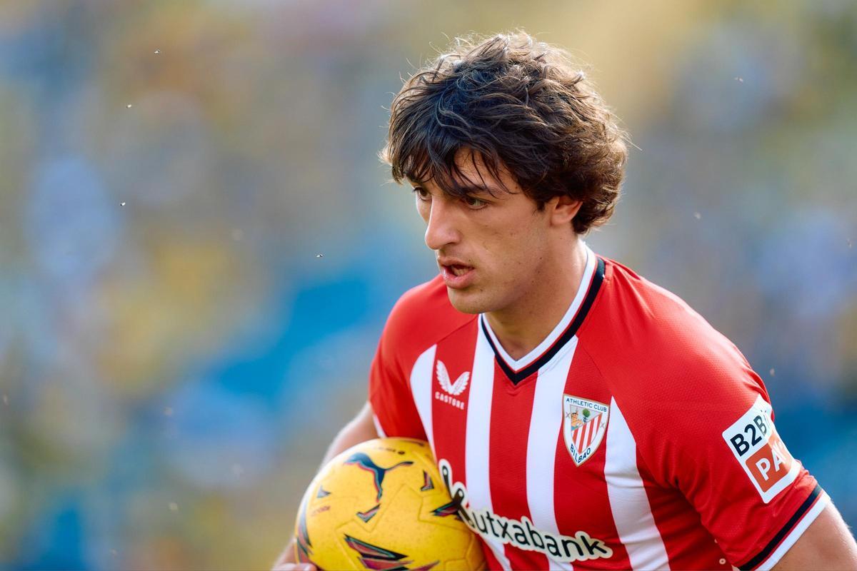 Unai Gomez of Athletic Club in action during the Spanish league, La Liga EA Sports, football match played between UD Las Palmas and Athletic Club at Estadio Gran Canaria on March 10, 2024, in Las Palmas de Gran Canaria, Spain. AFP7 10/03/2024 ONLY FOR USE IN SPAIN / Gabriel Jimenez / AFP7 / Europa Press;2024;SOCCER;Sport;ZSOCCER;ZSPORT;UD Las Palmas v Athletic Club - La Liga EA Sports;