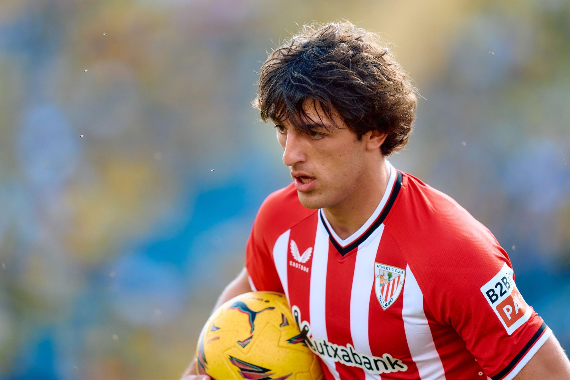 Unai Gomez of Athletic Club in action during the Spanish league, La Liga EA Sports, football match played between UD Las Palmas and Athletic Club at Estadio Gran Canaria on March 10, 2024, in Las Palmas de Gran Canaria, Spain. AFP7 10/03/2024 ONLY FOR USE IN SPAIN / Gabriel Jimenez / AFP7 / Europa Press;2024;SOCCER;Sport;ZSOCCER;ZSPORT;UD Las Palmas v Athletic Club - La Liga EA Sports;