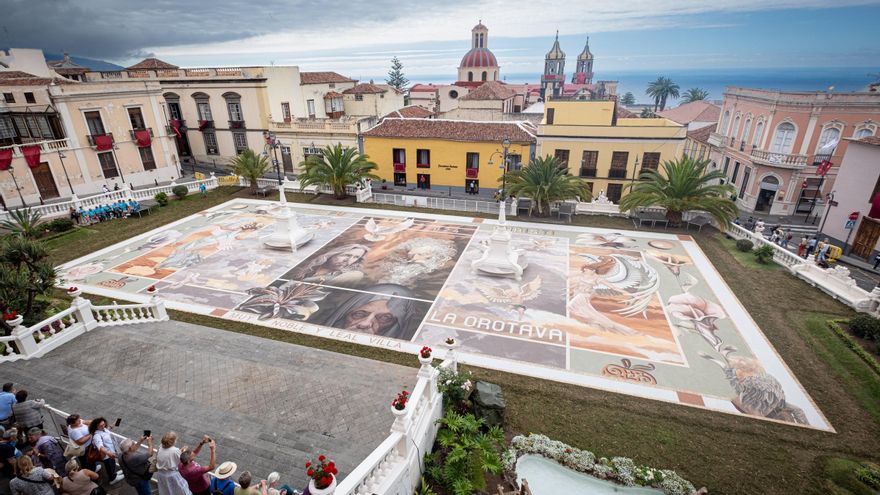 Noventa segundos que muestran toda la magia del día de las alfombras del Cropus Christi en La Orotava