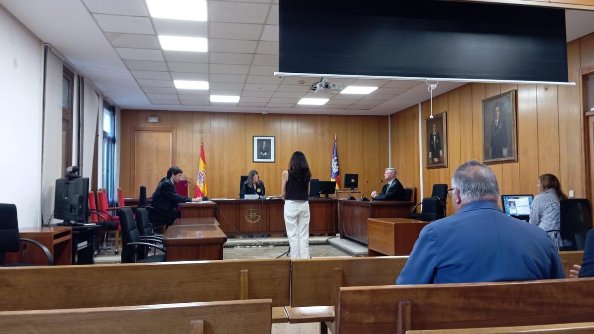 La mujer condenada, hoy durante el juicio en Palma.