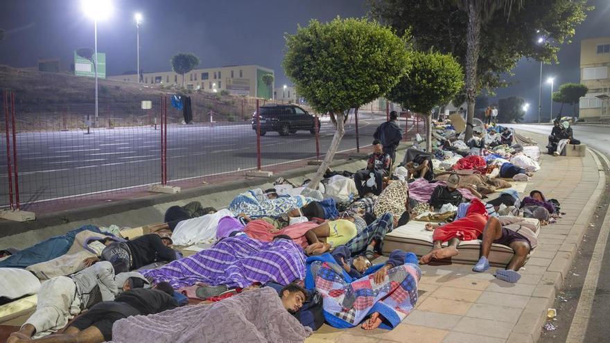 Ocho detenidos en Ceuta esta noche por robos, lesiones y amenazas a cuatro menores migrantes