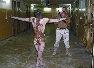 Torturas en la prisión iraquí de Abú Ghraib