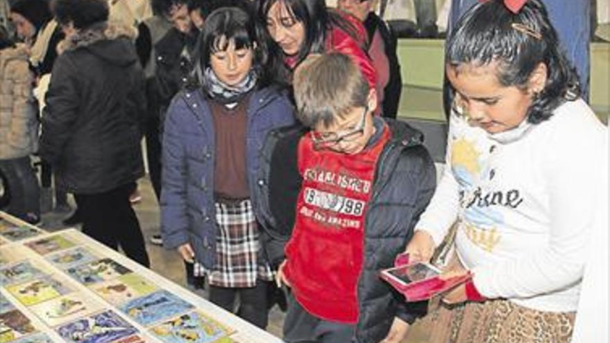 Abren una muestra con cerámica de alumnos de onda