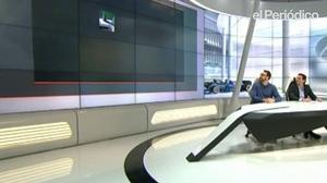 Antonio Lobato, ahir, seguint la F-1 des del plató (A-3 TV).