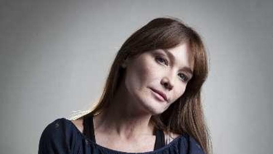 Carla Bruni.