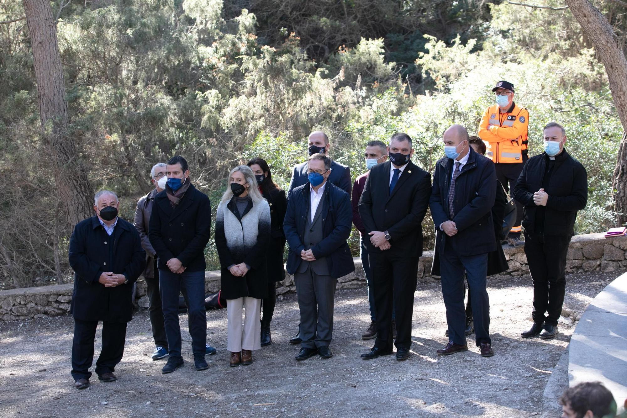 Homenaje a las víctimas del accidente aéreo de ses Roques Altes