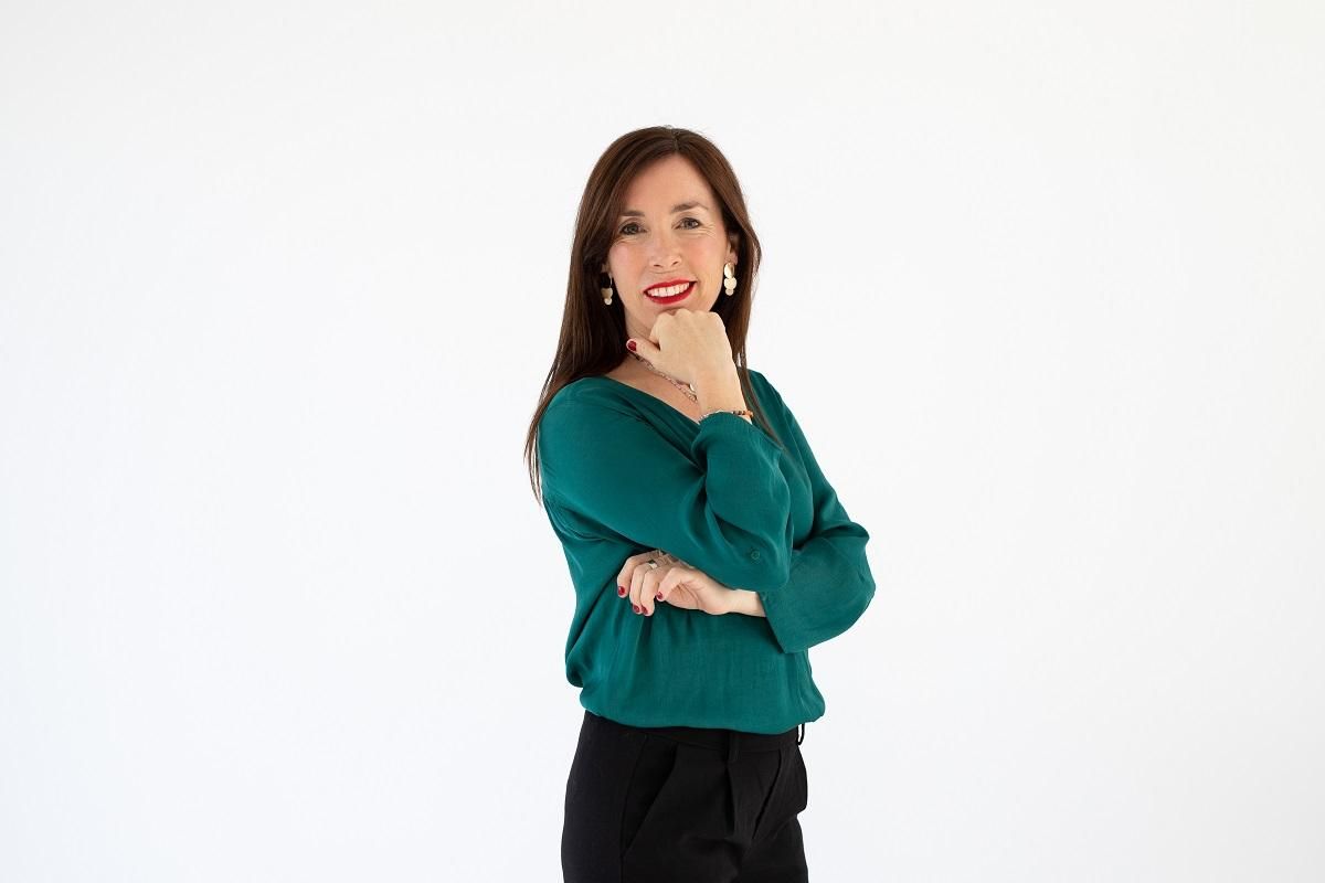 Míriam Tirado: «Un niño necesita vínculo y presencia segura en todas las etapas de su vida»