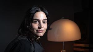 Maria Arnal, un nou començament, amb poesia, reparació i aventura a ‘AMA’, el seu primer disc en solitari