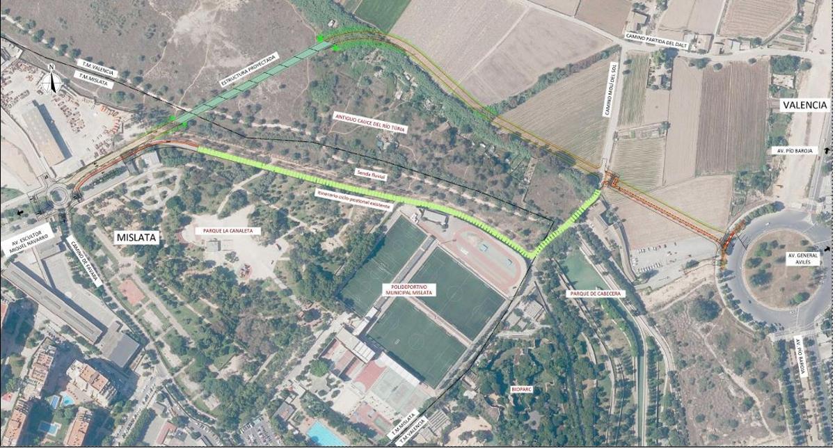 Proyecto de la ronda norte con el nuevo puente sobre el cauce viejo del Turia.