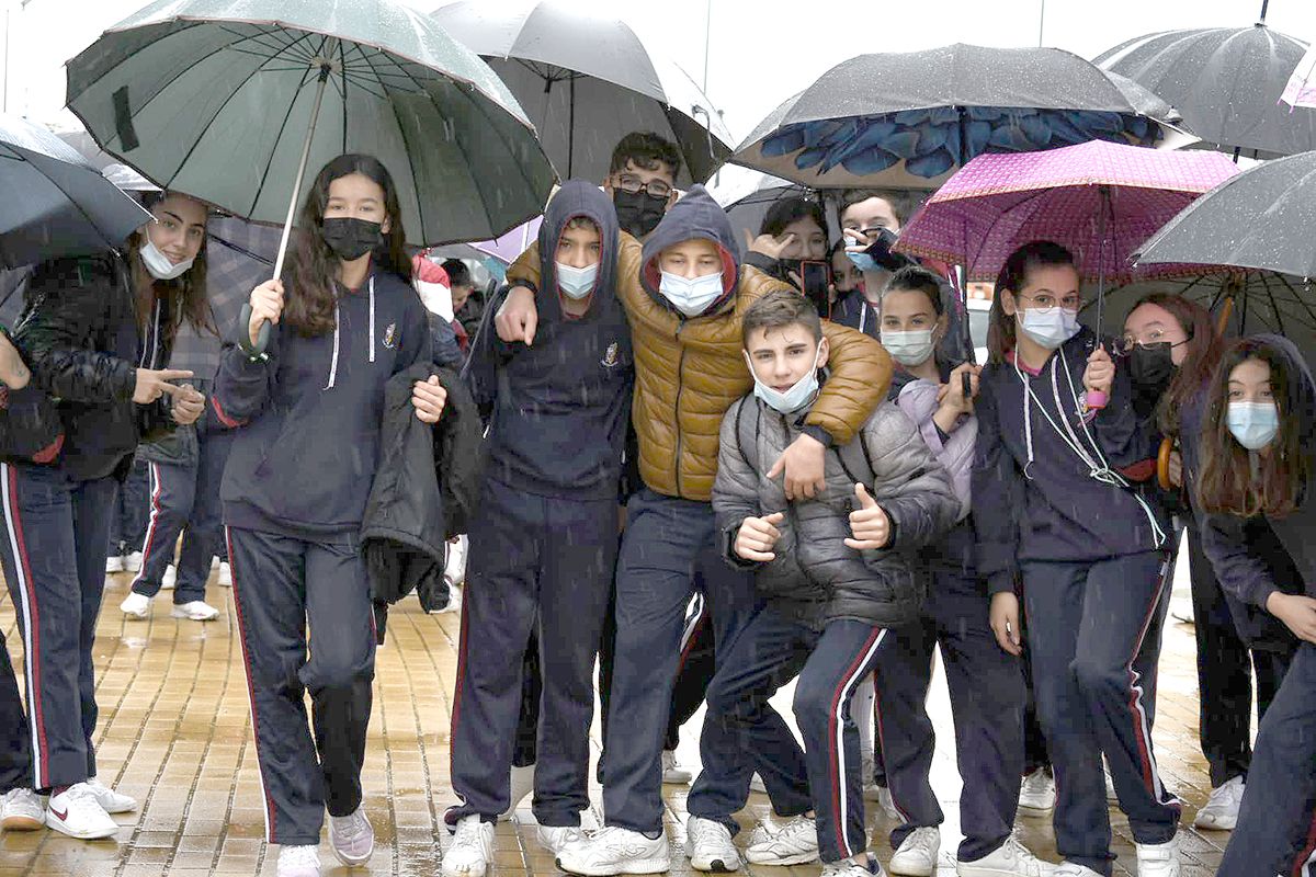 Córdoba CF - Tamaraceite: Las imágenes de la fiesta escolar en el Arcángel
