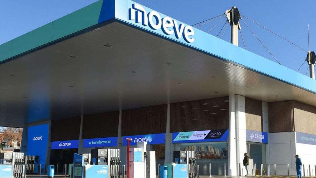 Estació de servei de Moeve a Madrid. | GUSTAVO VALIENTE / EUROPA PRESS