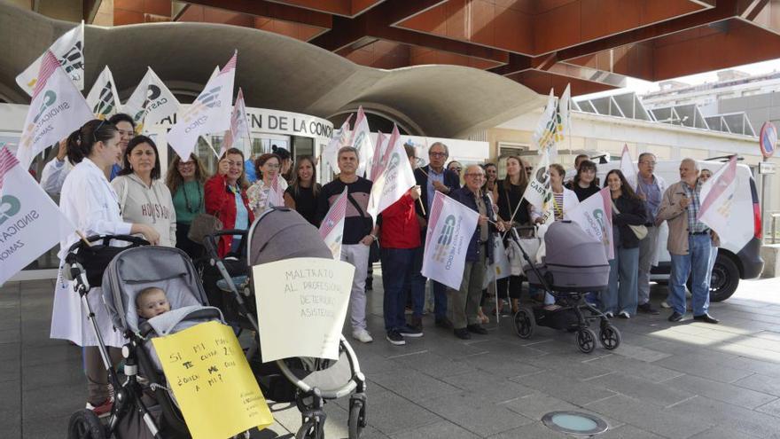 Concentración de médicos, en una jornada de huelga.