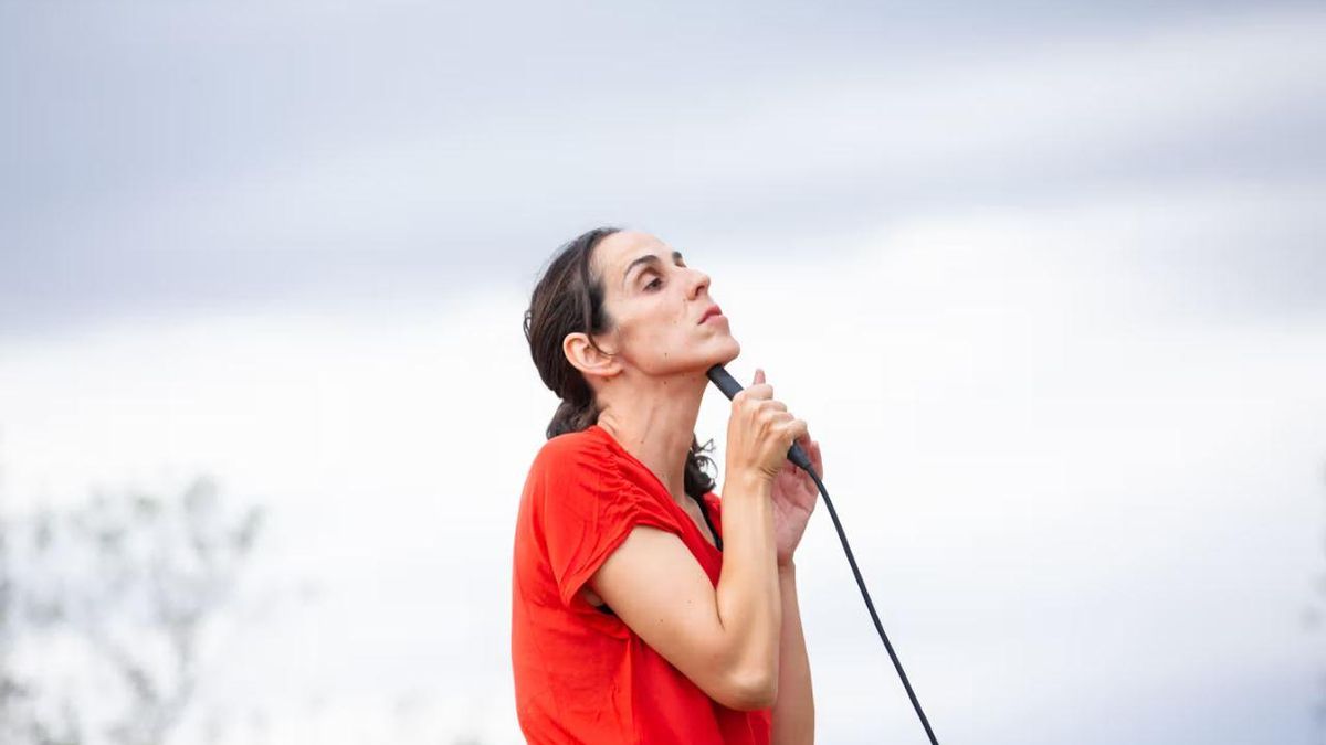 El primer acte del cicle serà protagonitzat per l'artista Anna Fontanet.