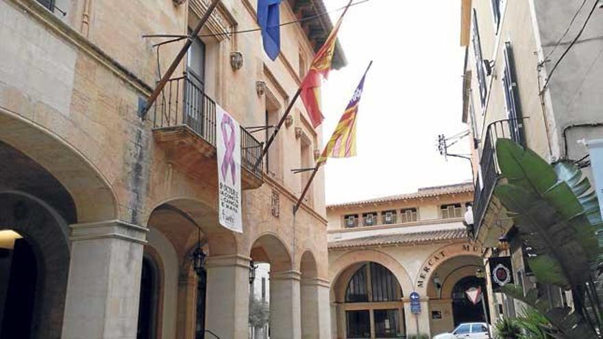 Panorámica desde el Ayuntamiento mirando hacia el mercado cubierto de abastos.