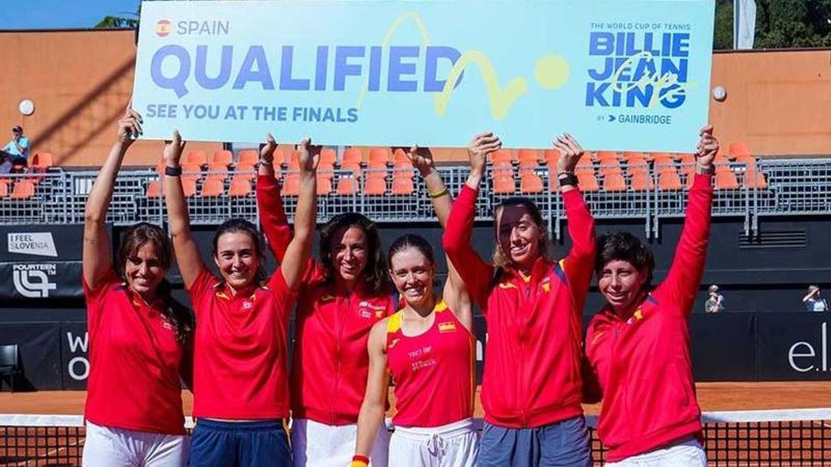 El equipo español celebra la clasificación para las Finales de la Billie Jean King Cup.